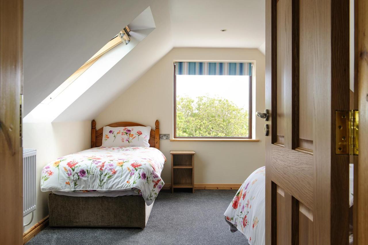 Honeysuckle Cottage Renvyle Bagian luar foto